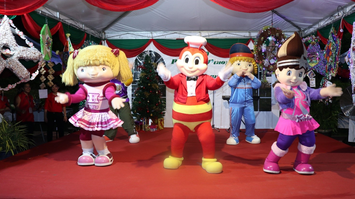 Paskong PInoy 2019 Jollibee dance